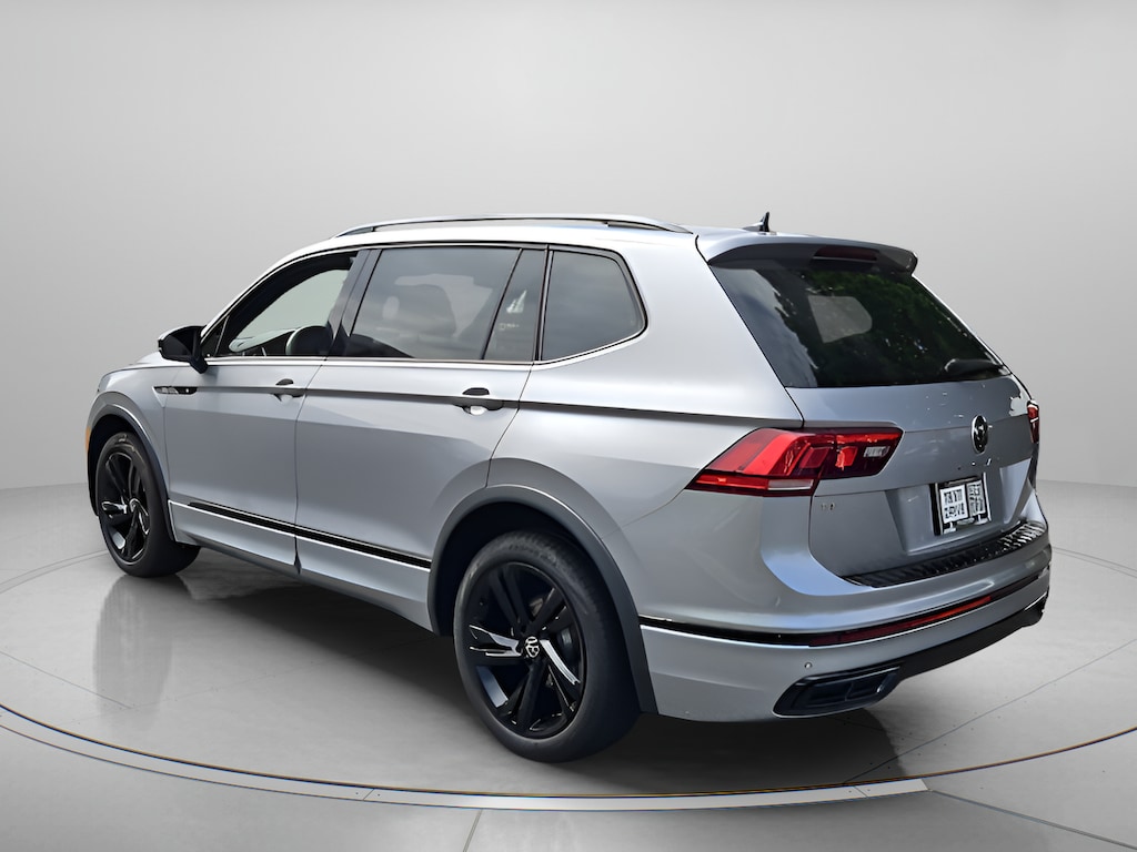 Certified 2024 Volkswagen Tiguan SE R-Line Black SUV