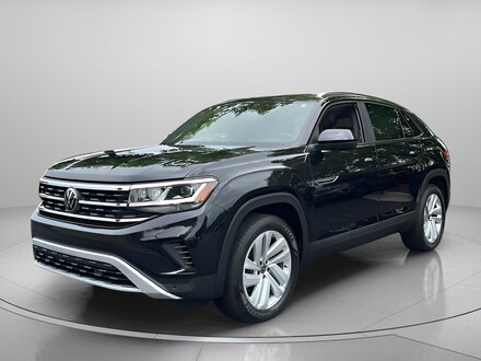 2023 Volkswagen Atlas Cross Sport 2.0T SE w/Technology SUV