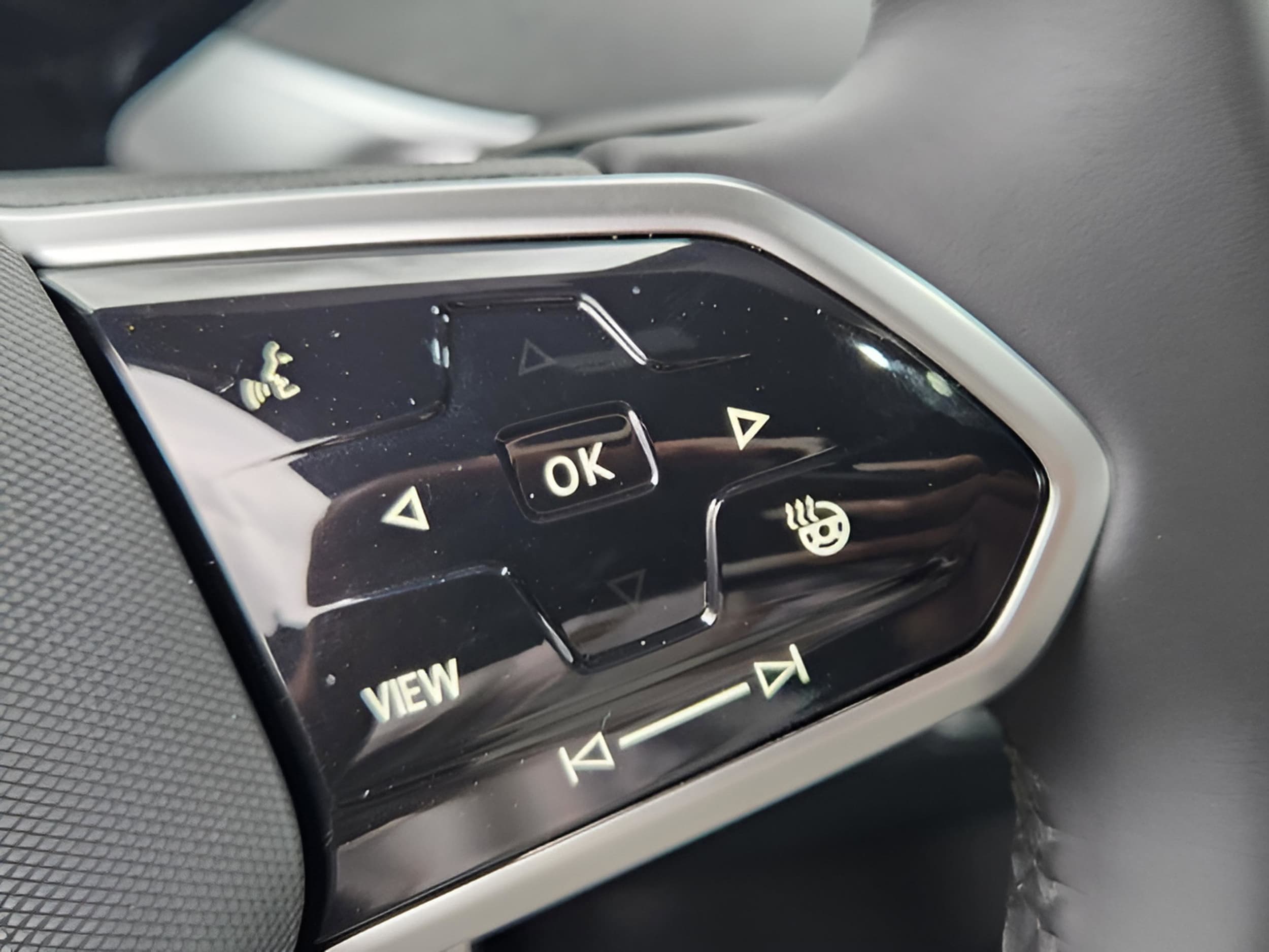 2025 Volkswagen ID. Buzz PRO S - Photo 18