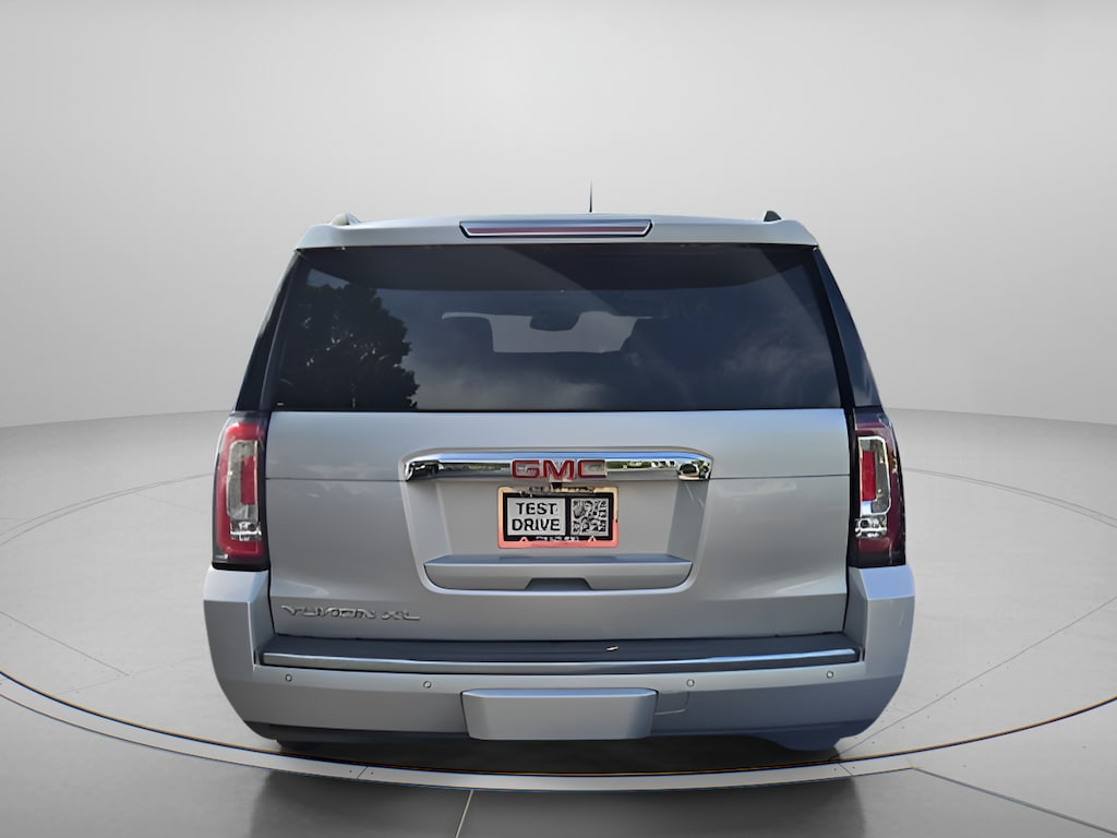Used 2016 GMC Yukon XL Denali SUV