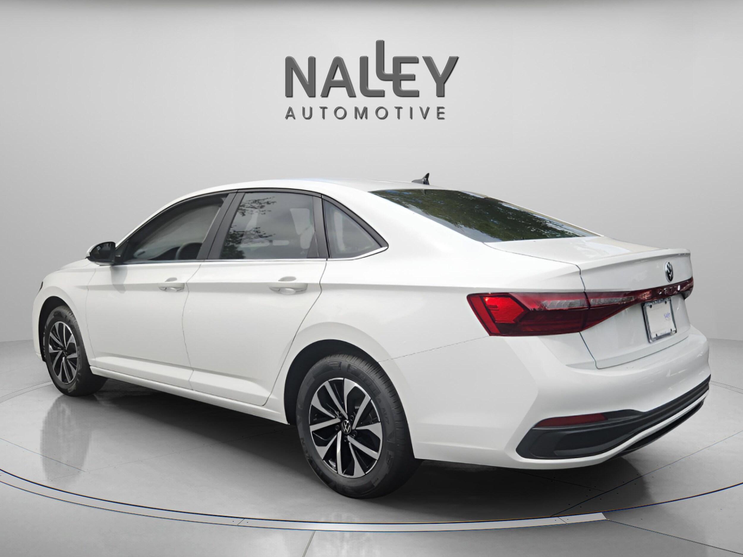 2025 Volkswagen Jetta 1.5T S photo 2