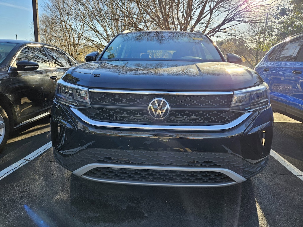 Used 2023 Volkswagen Taos SE SUV