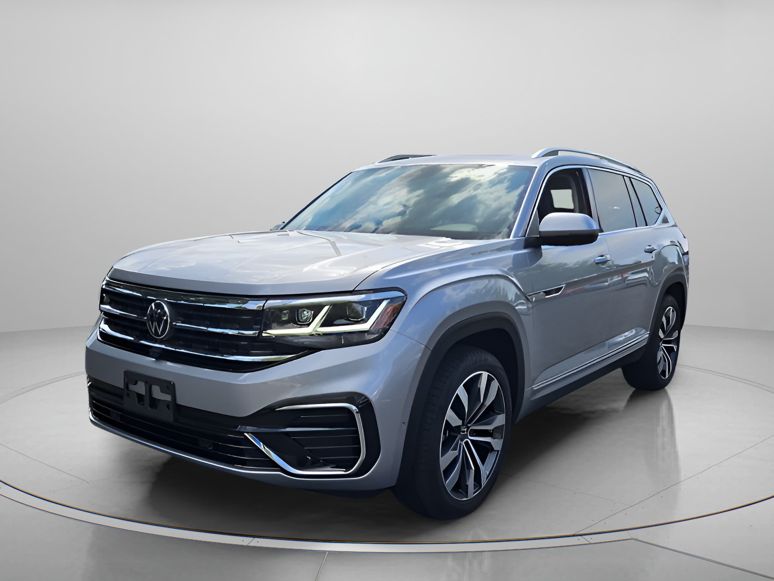 2023 Volkswagen Atlas 3.6L SEL Premium R-Line 4MOTION's photo