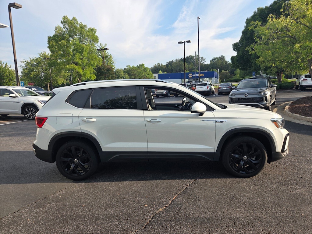 Used 2023 Volkswagen Taos SE SUV