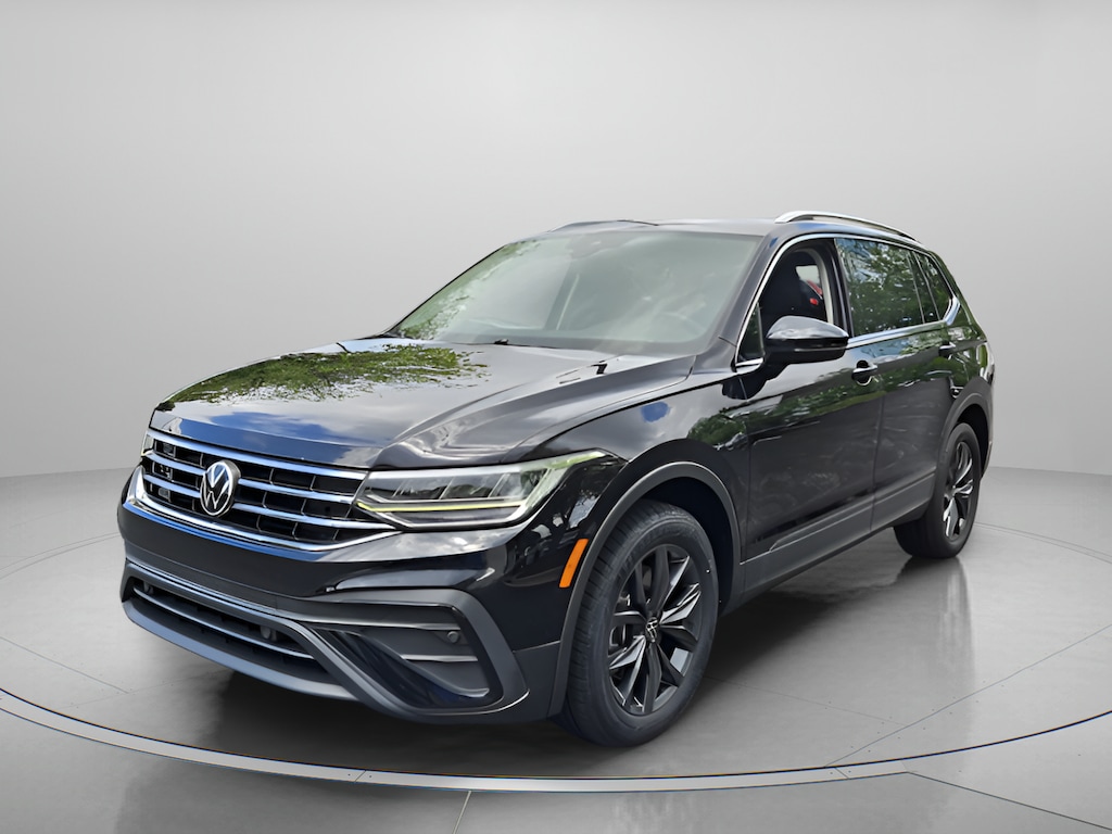 Certified 2023 Volkswagen Tiguan SE SUV