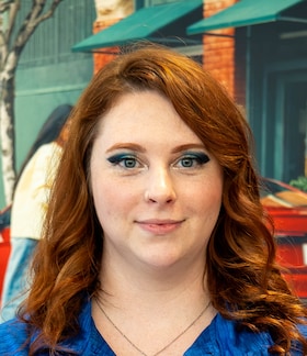 Staff member Kristen Morton from ID_37ef2476e070