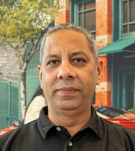 Staff member Yasir Oraif from ID_eea540e842f1