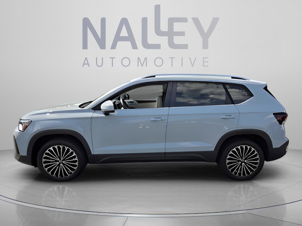 Used 2025 Volkswagen Taos SE SUV