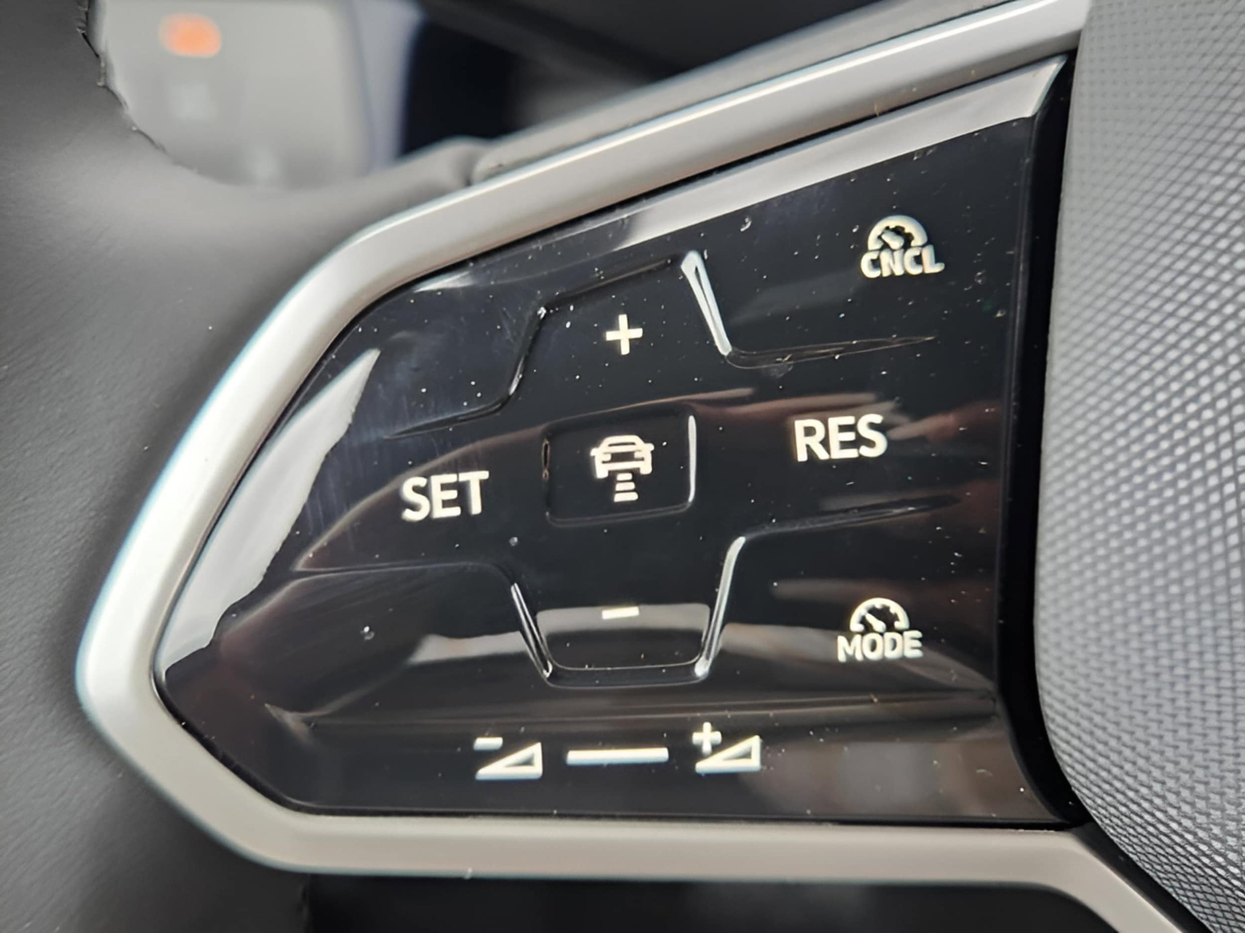 2025 Volkswagen ID. Buzz PRO S - Photo 19