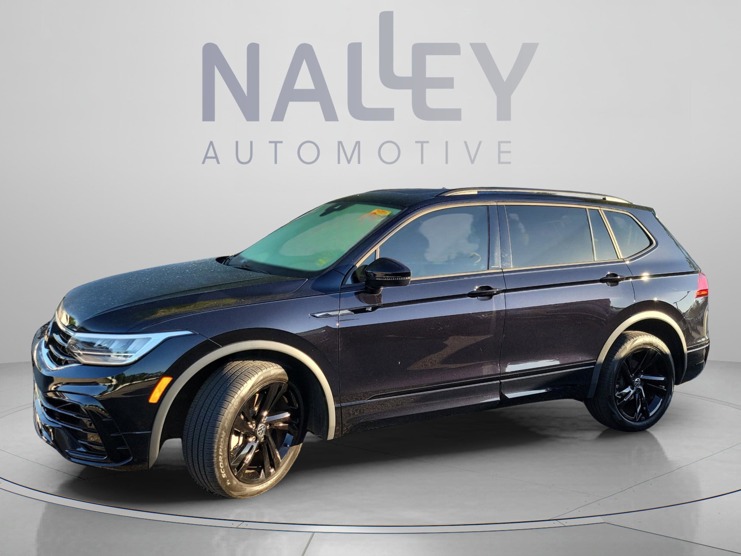 2023 Volkswagen Tiguan SE R-LINE BLACK
