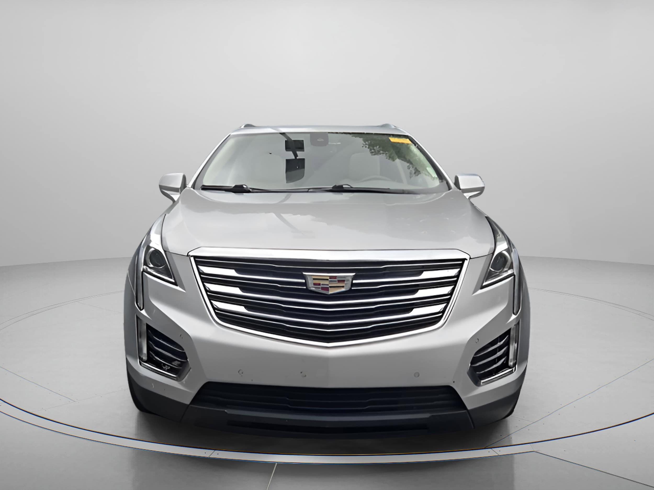 Used 2019 Cadillac XT5 Luxury with VIN 1GYKNCRS1KZ298695 for sale in Alpharetta, GA