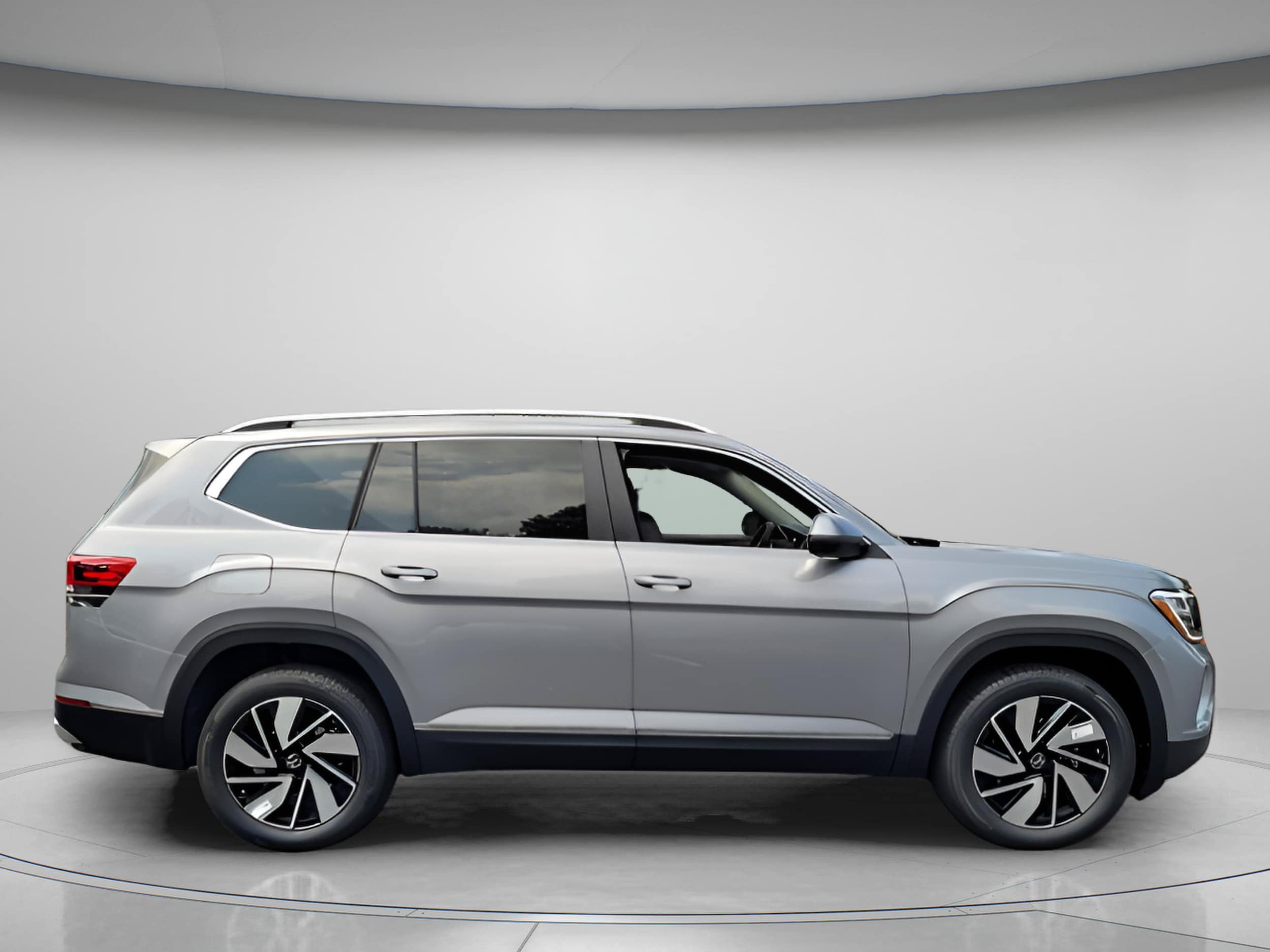 2026 Volkswagen Atlas SEL - Photo 6