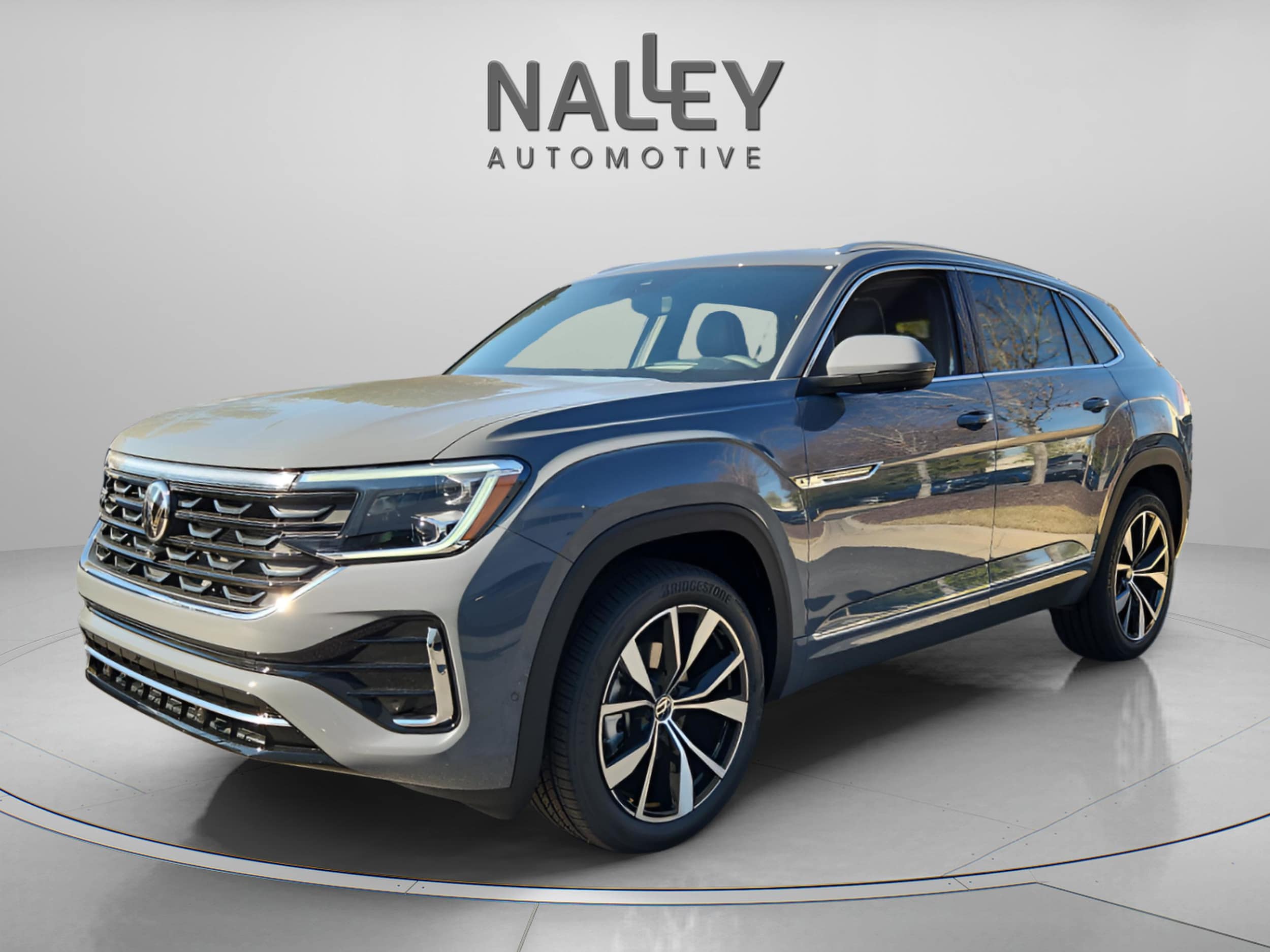 2026 Volkswagen Atlas Cross Sport SEL Premium R-LINE's photo