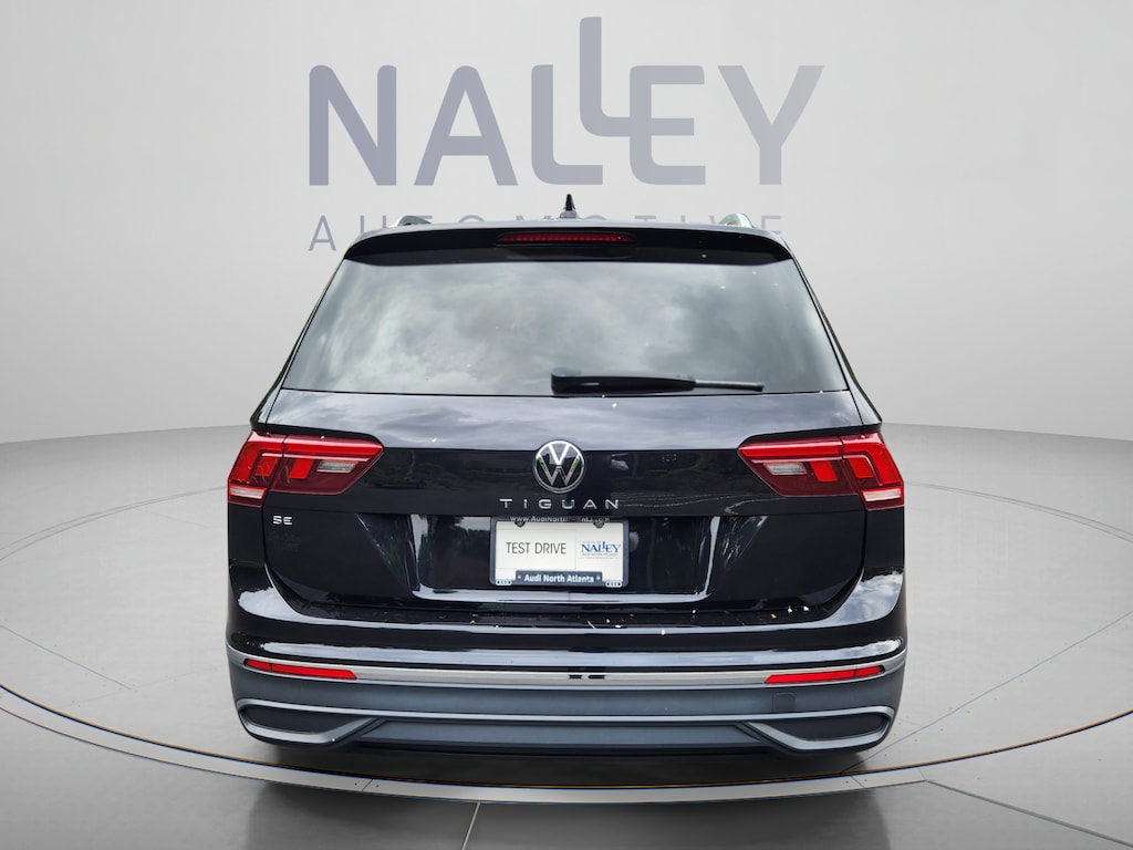 Used 2024 Volkswagen Tiguan SE SUV