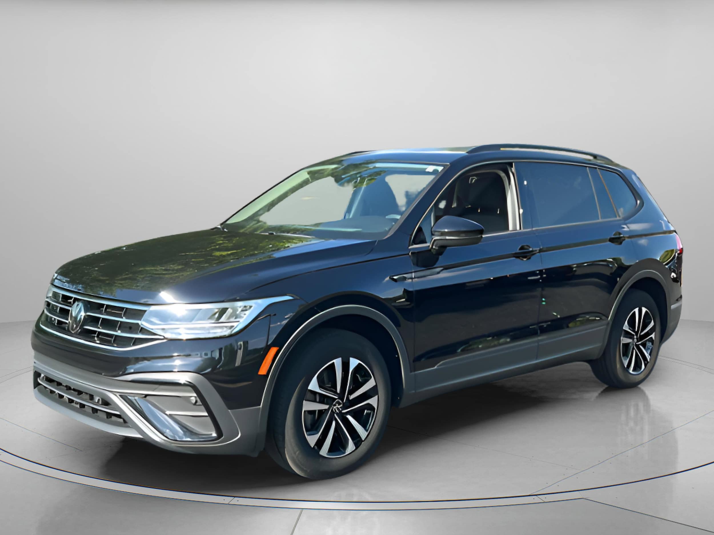 2024 Volkswagen Tiguan 2.0T S's photo