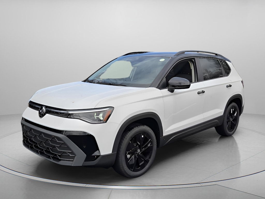 New 2026 Volkswagen Taos 1.5T SE Black SUV