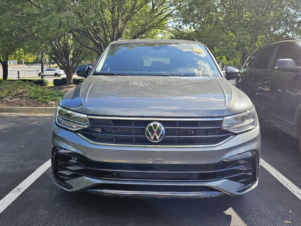 Used 2023 Volkswagen Tiguan SE R-Line Black SUV