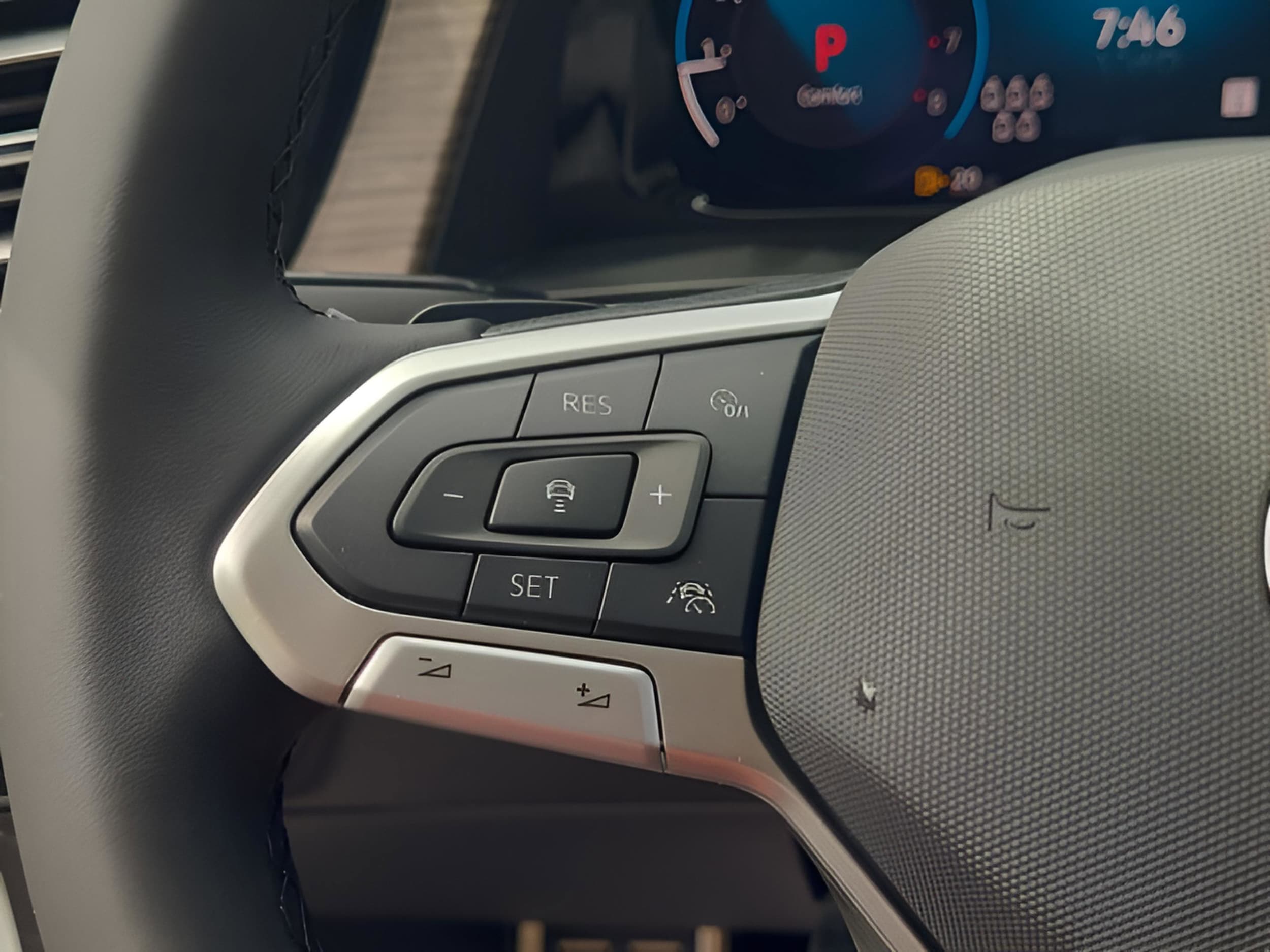 2026 Volkswagen Atlas SEL Premium R-Line - Photo 19