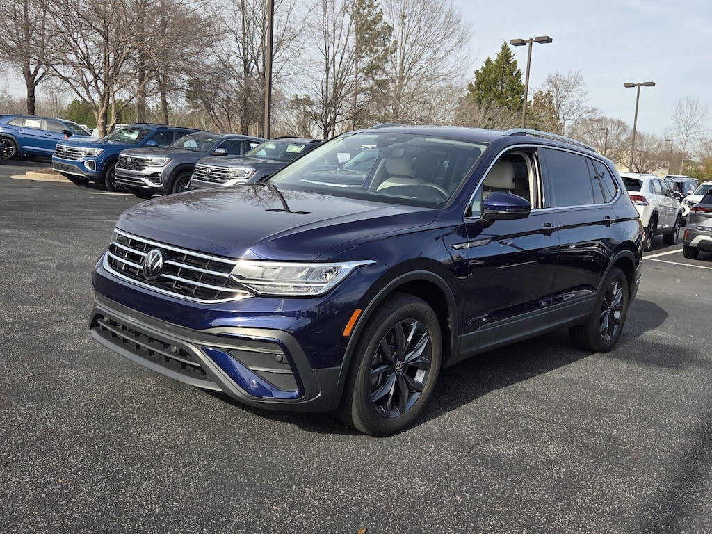 Used 2022 Volkswagen Tiguan SE SUV