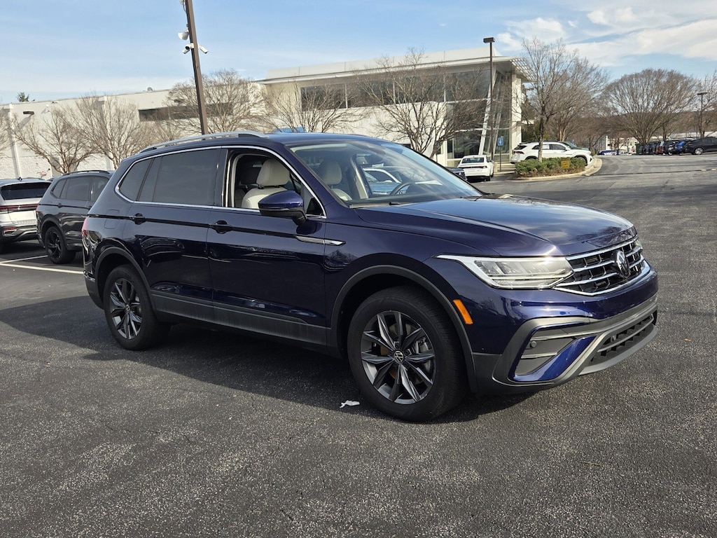 Used 2022 Volkswagen Tiguan SE SUV