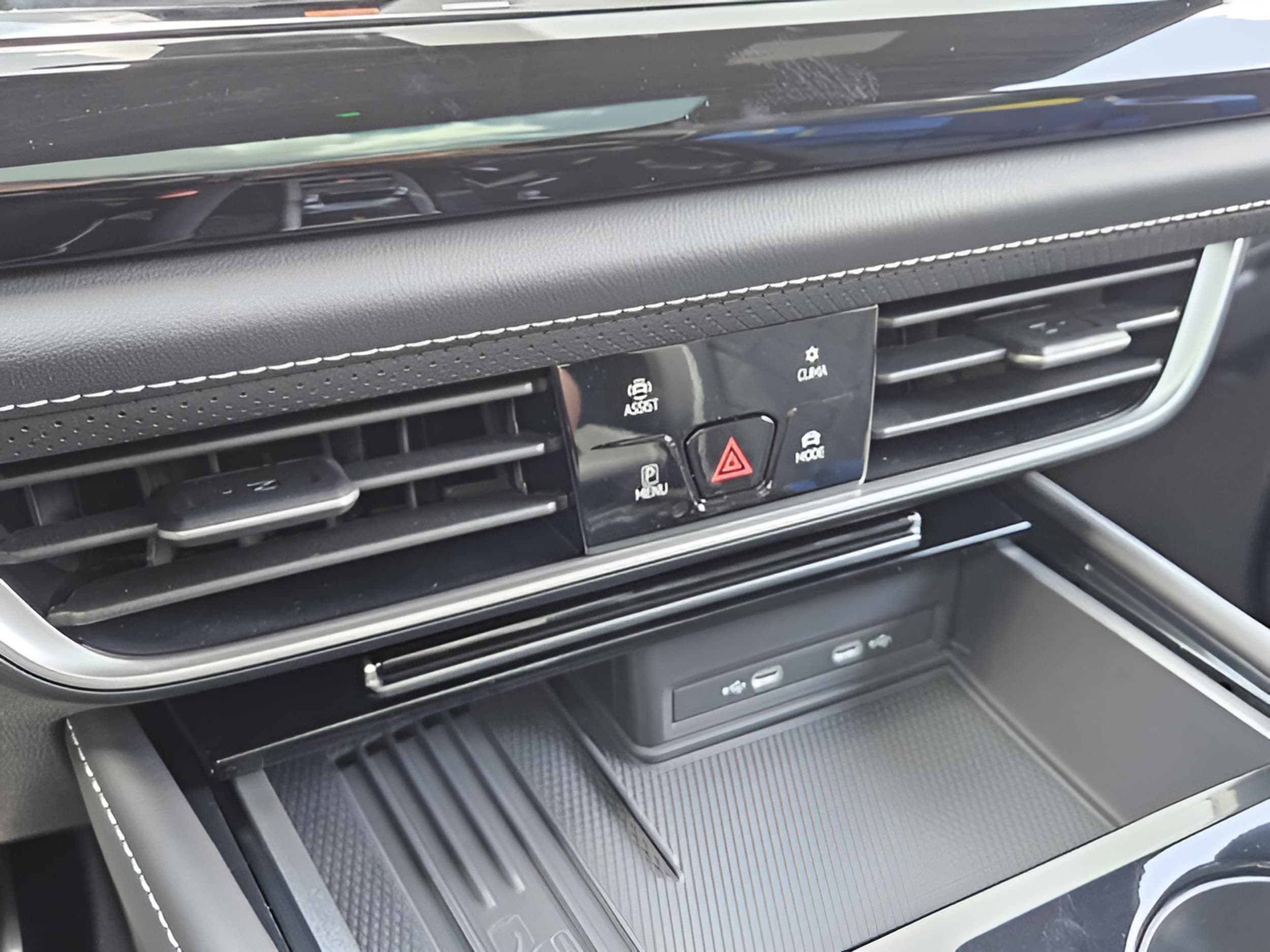 2025 Volkswagen Atlas Cross Sport SEL Premium R-LINE - Photo 23