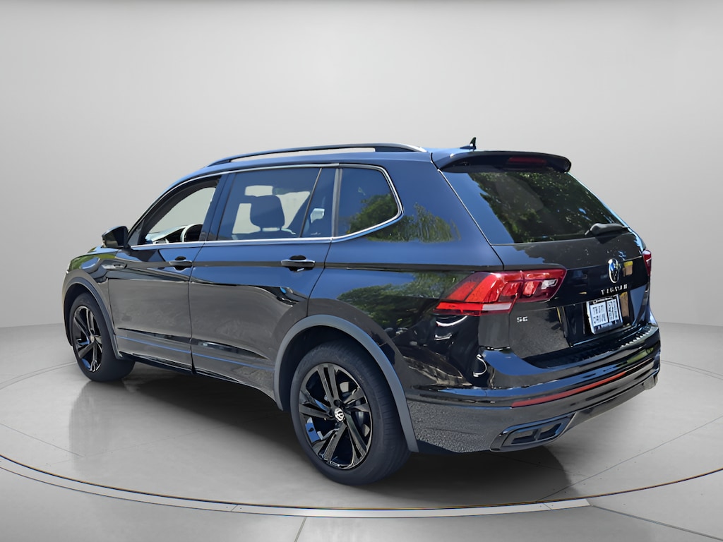 Certified 2024 Volkswagen Tiguan SE R-Line Black SUV