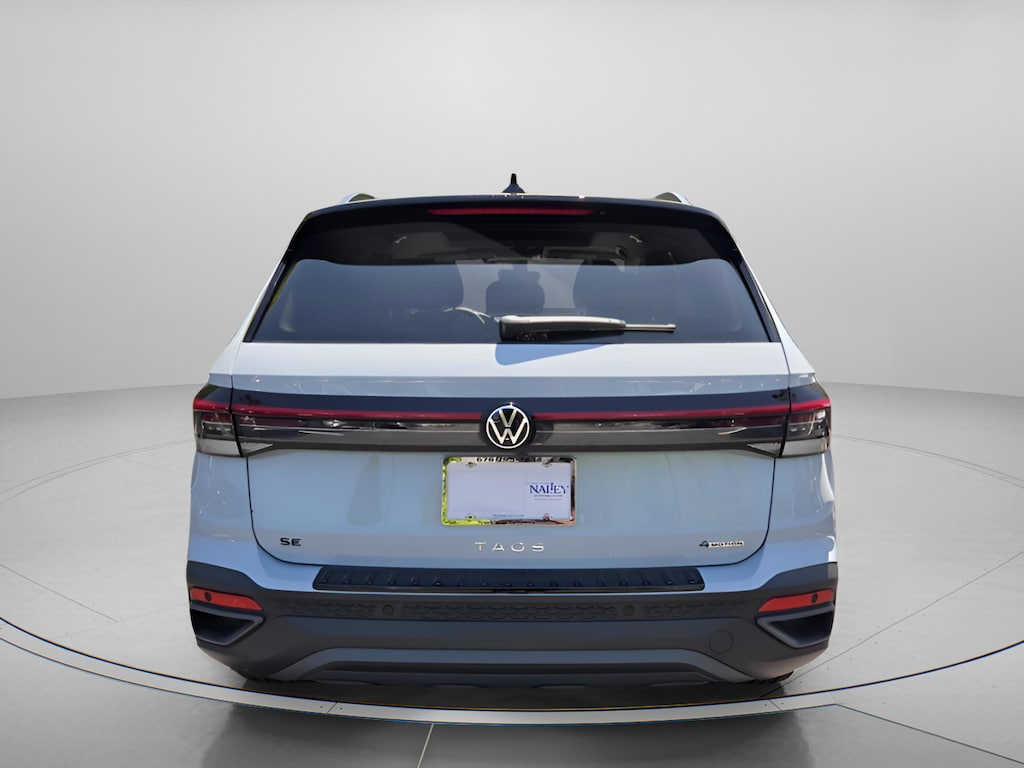 New 2026 Volkswagen Taos 1.5T SE Black SUV
