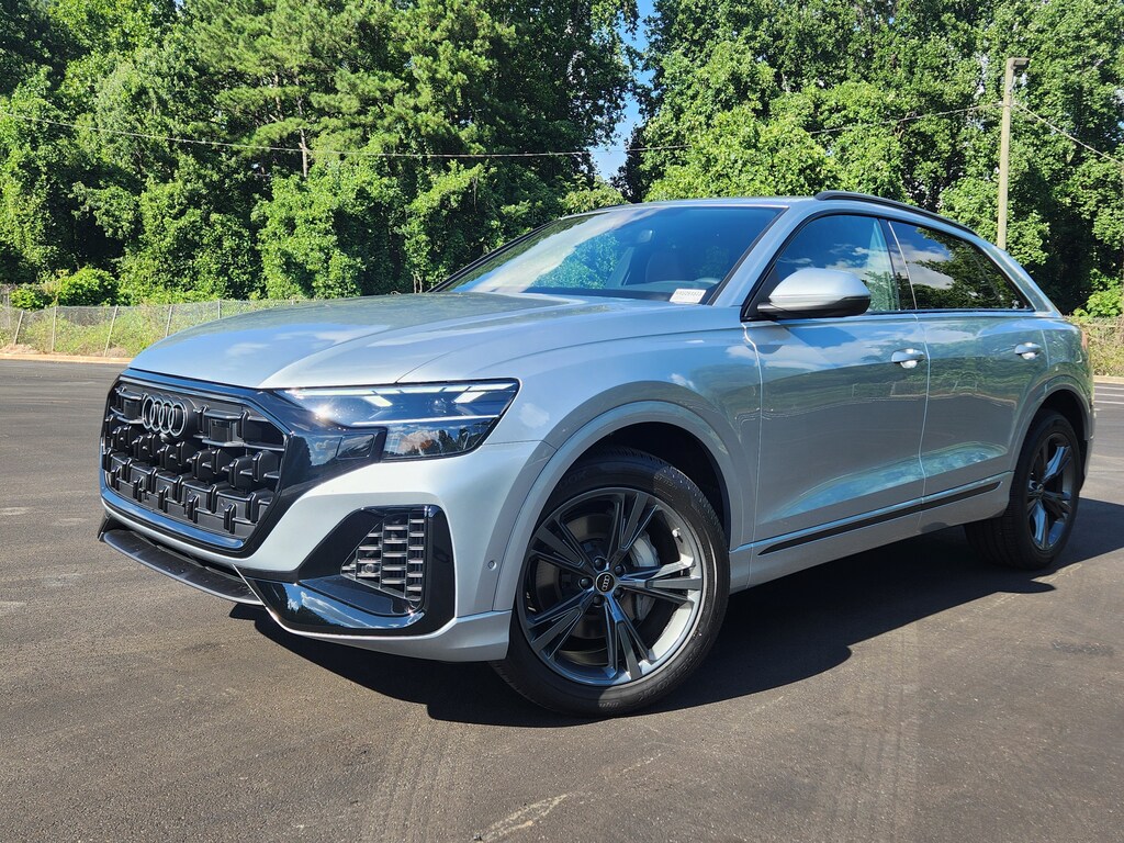 New 2026 Audi Q8 SUV