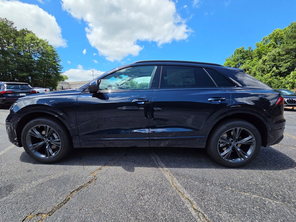 New 2026 Audi Q8 SUV