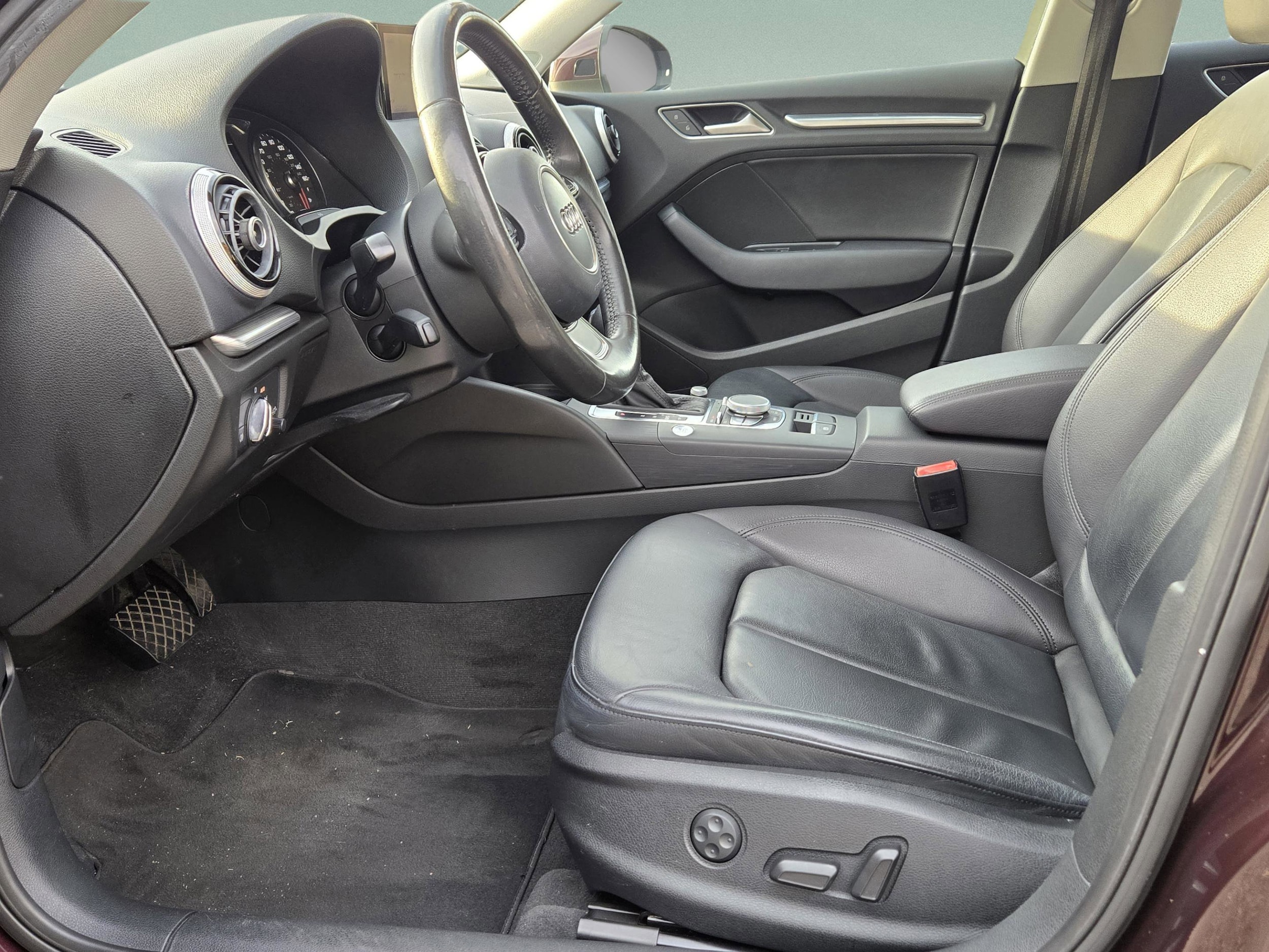 2015 Audi A3 Sedan Premium Plus - Photo 29