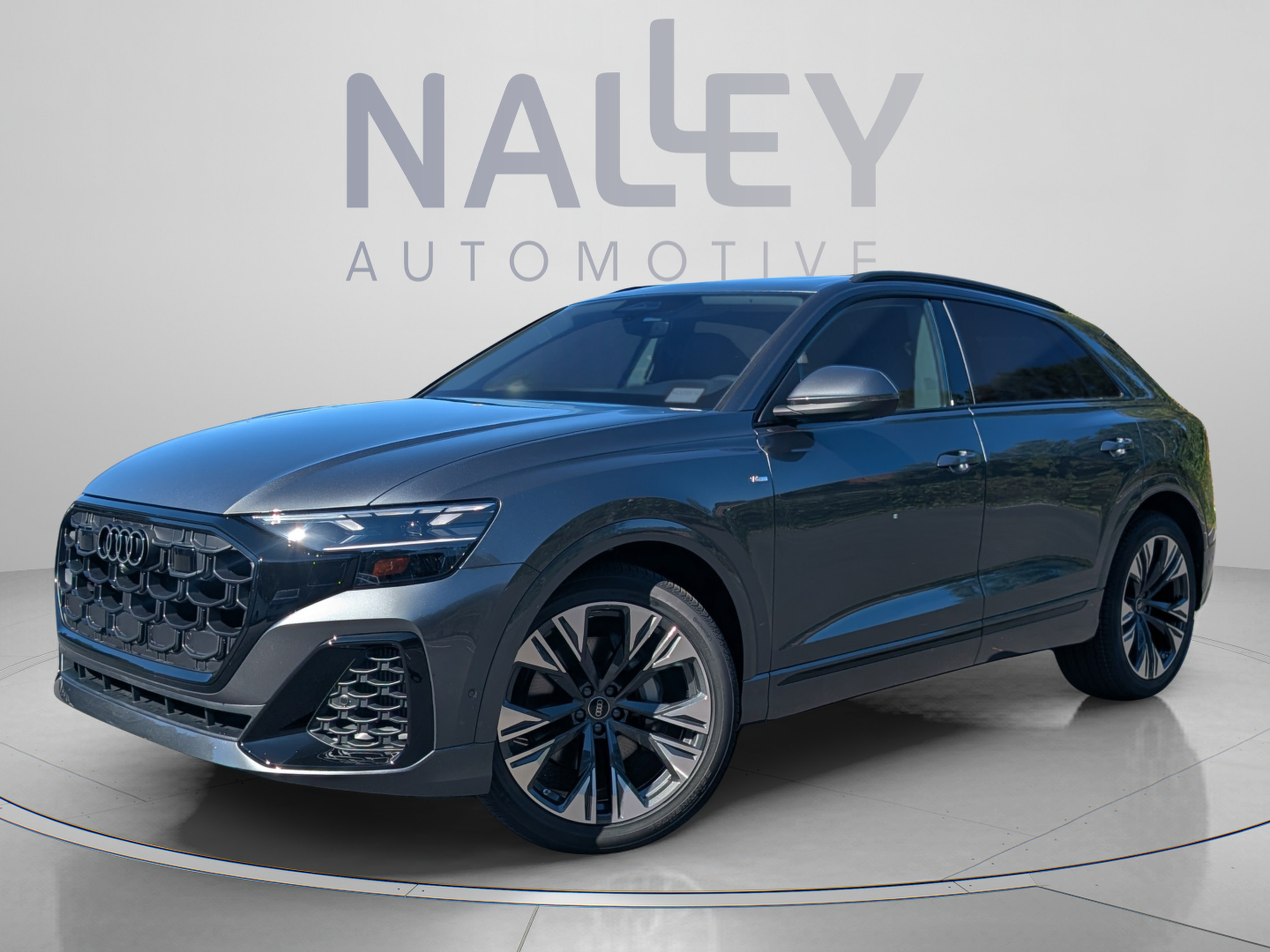  Audi Q8
