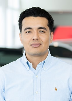 Staff member Diego Morales from ID_26fc3c34dc8a
