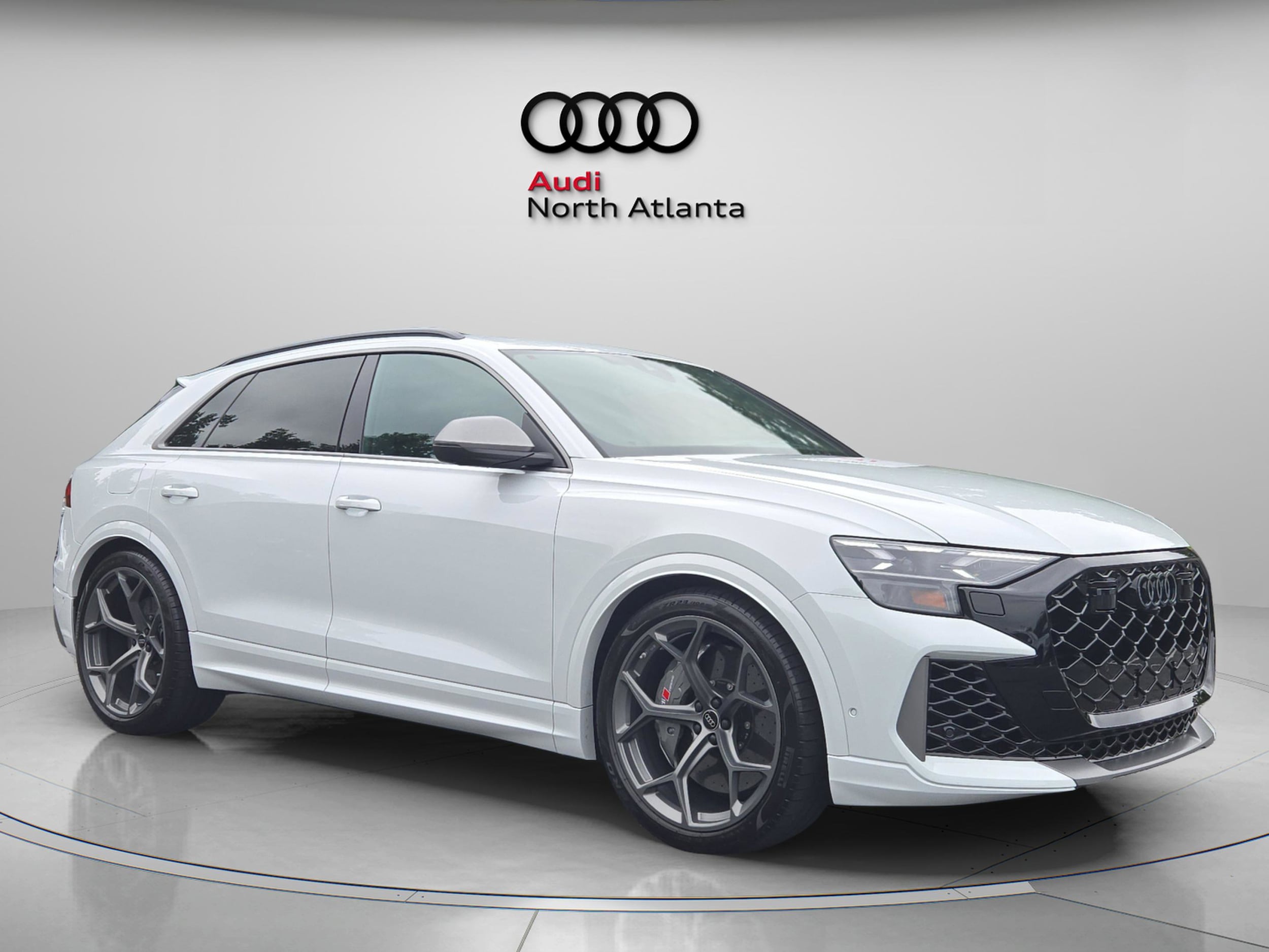 2025 Audi RS Q8 performance