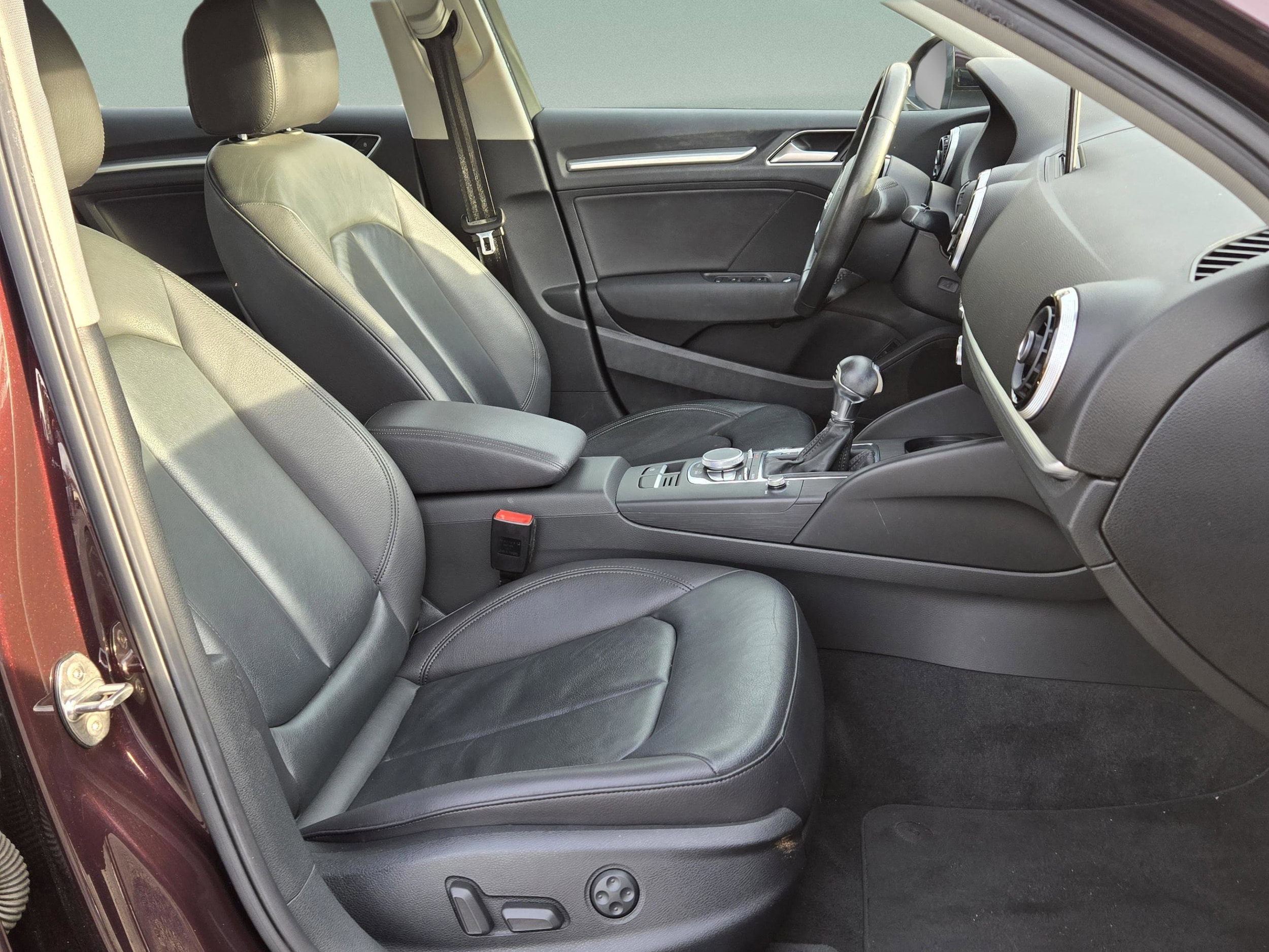 2015 Audi A3 Sedan Premium Plus - Photo 27
