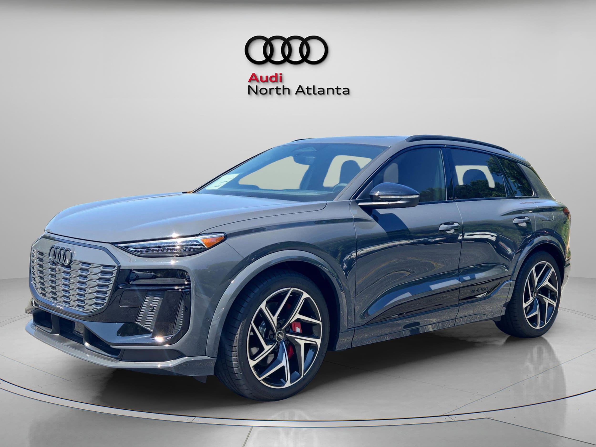 2025 Audi SQ6 e-tron Premium Plus