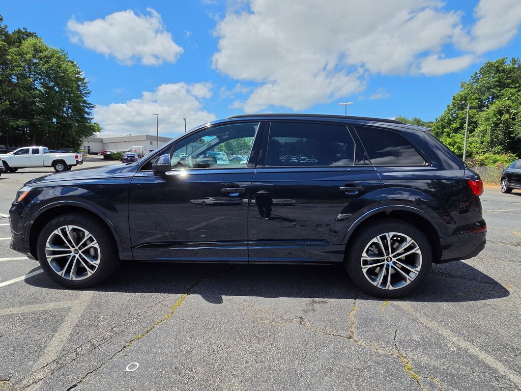 New 2026 Audi Q7 SUV