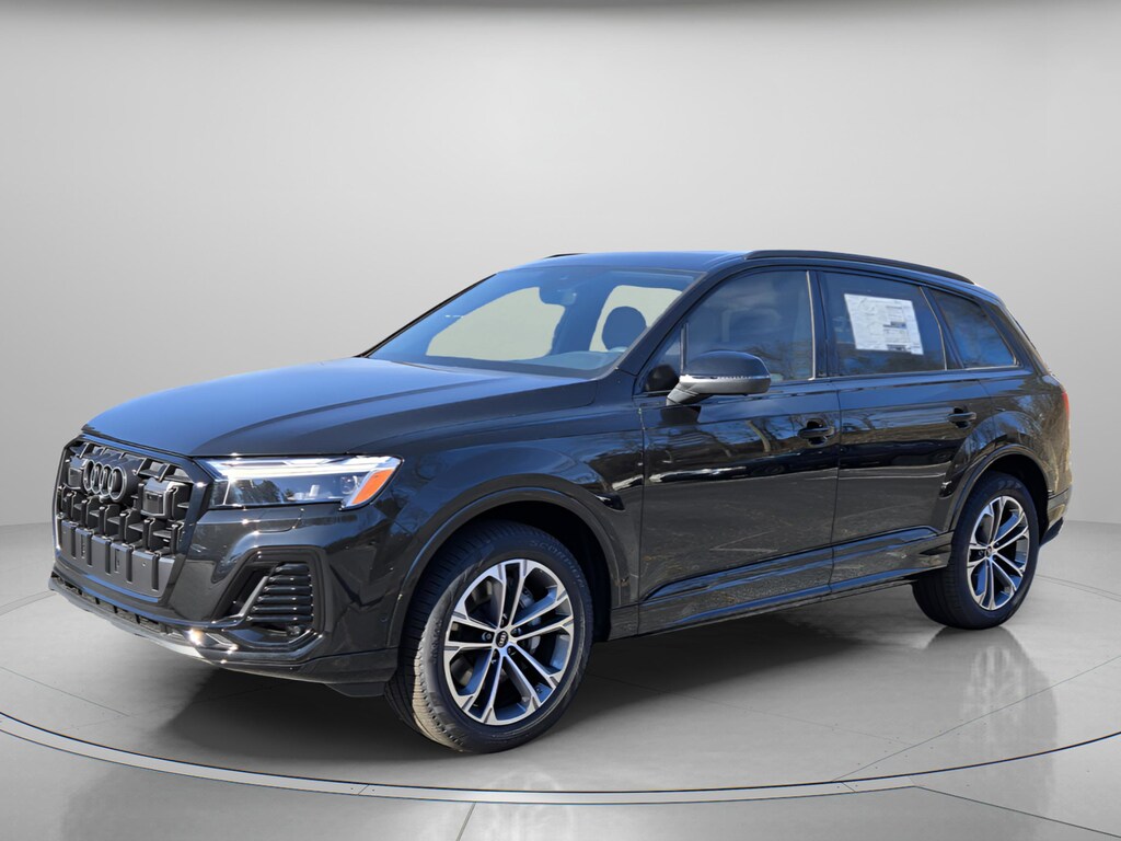 New 2026 Audi Q7 45 Premium SUV