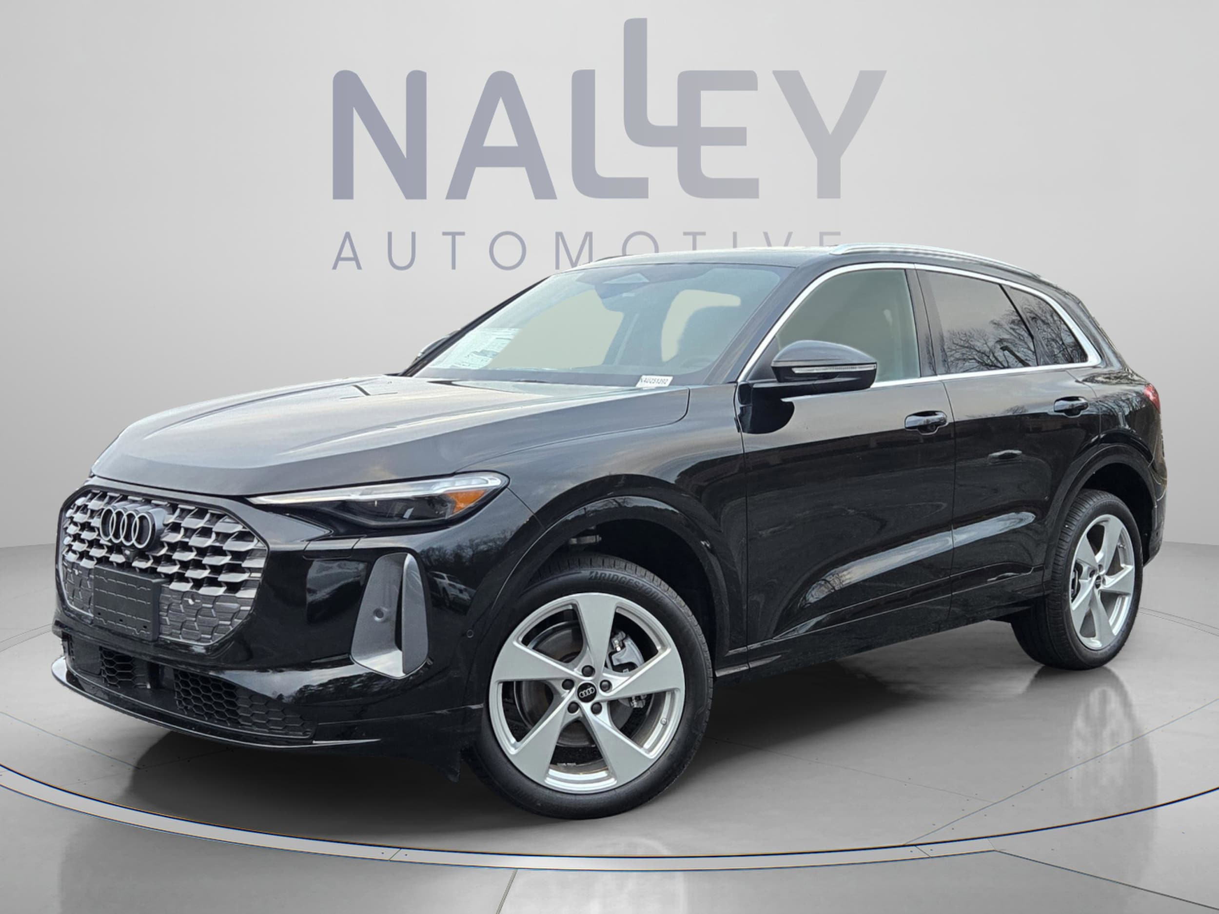 2025 Audi Q5 40 Premium Plus's photo