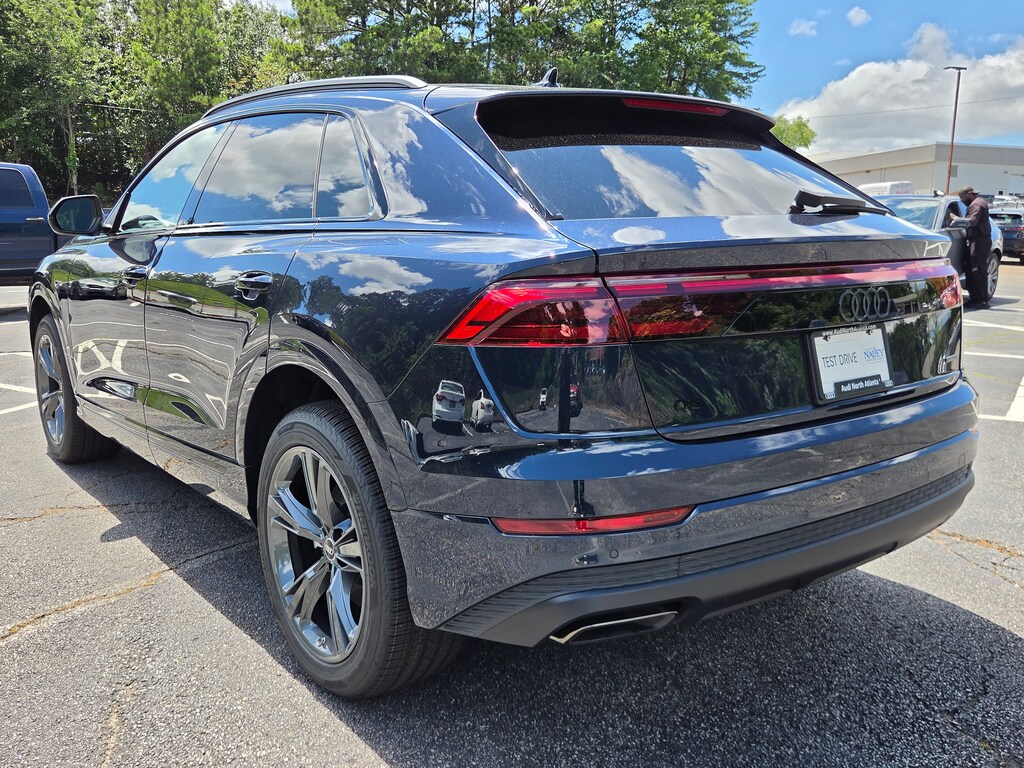 New 2026 Audi Q8 SUV