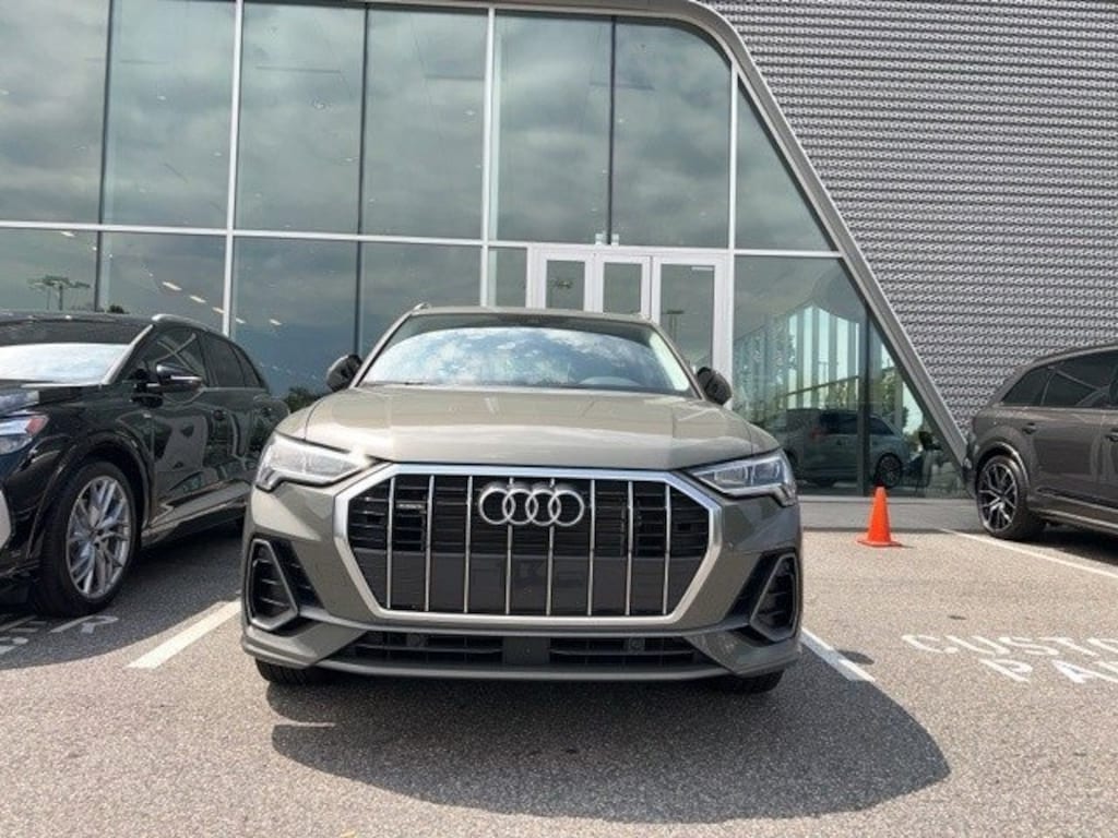 Used 2024 Audi Q3 S line Premium SUV
