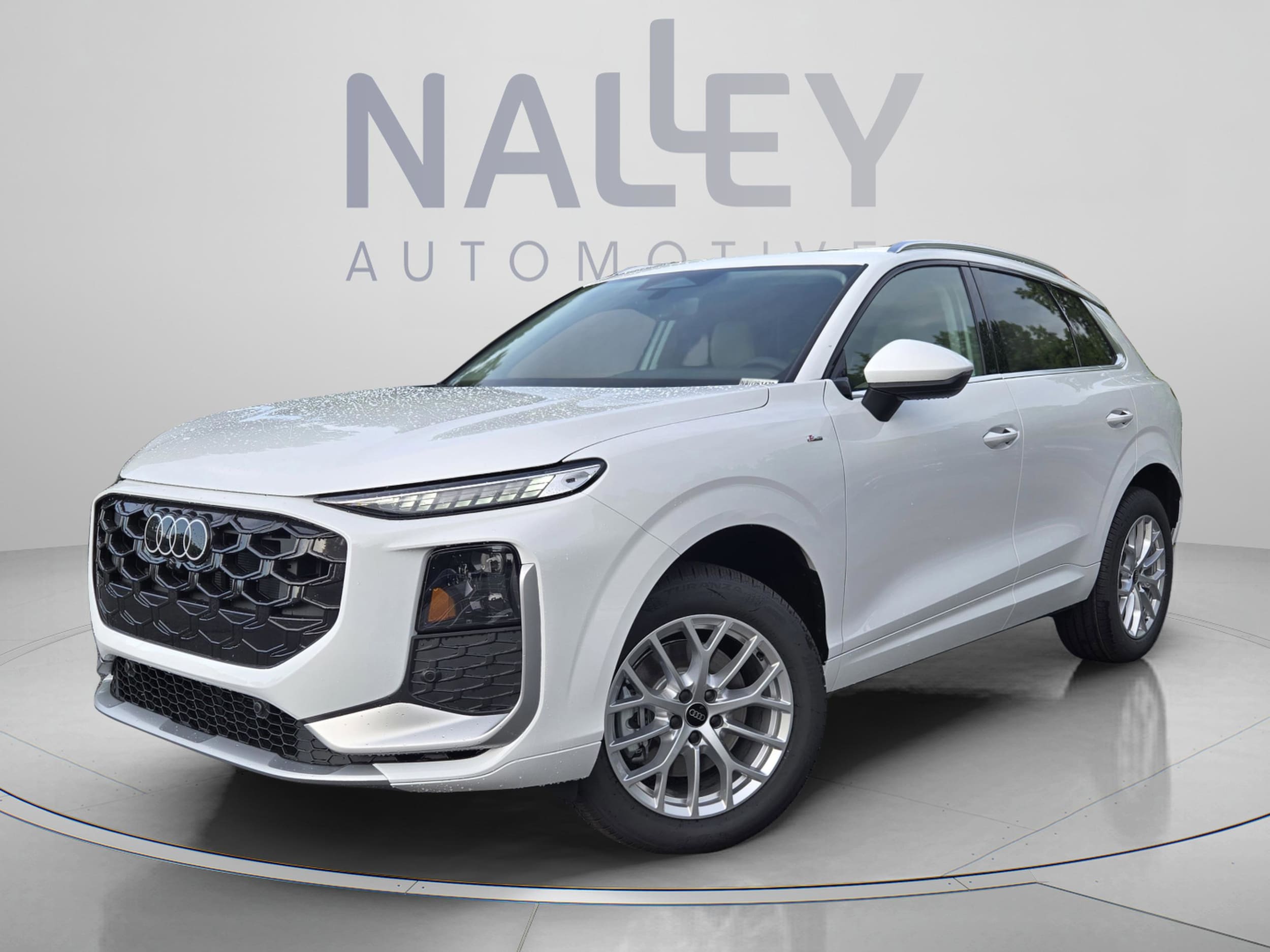 2026 Audi Q3 S line quattro's photo