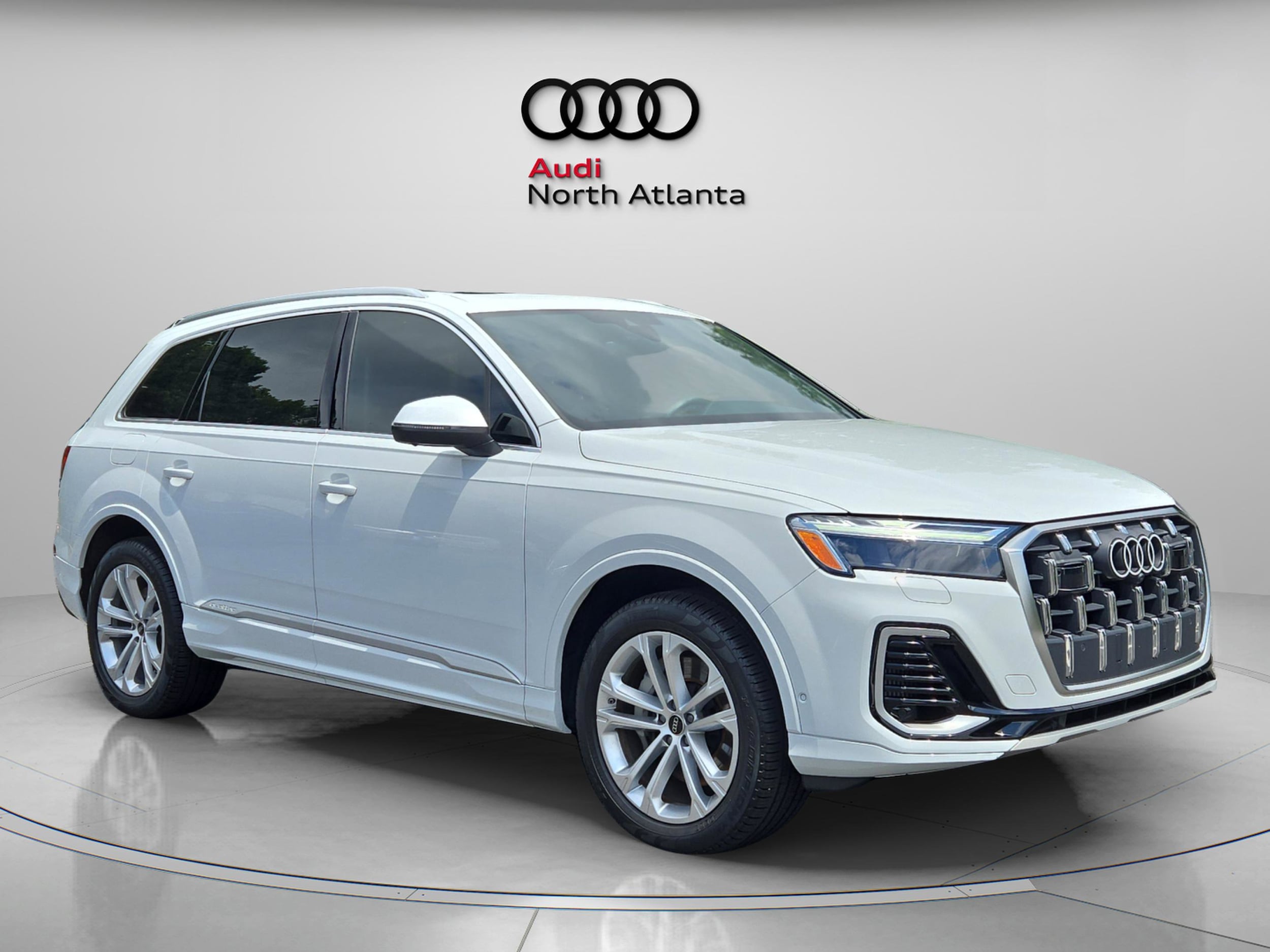 2025 Audi Q7 Premium Plus