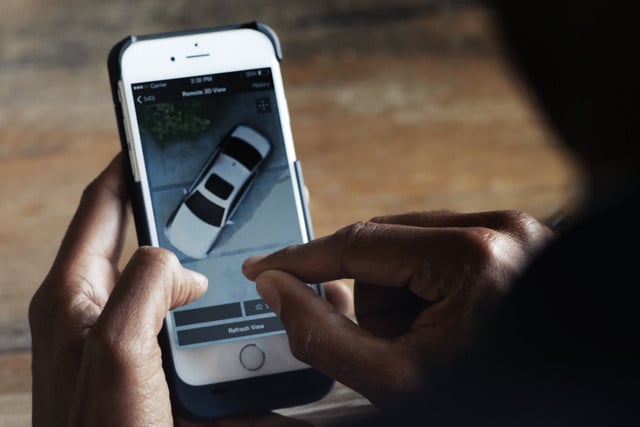 bmw 3d remote view.jpg