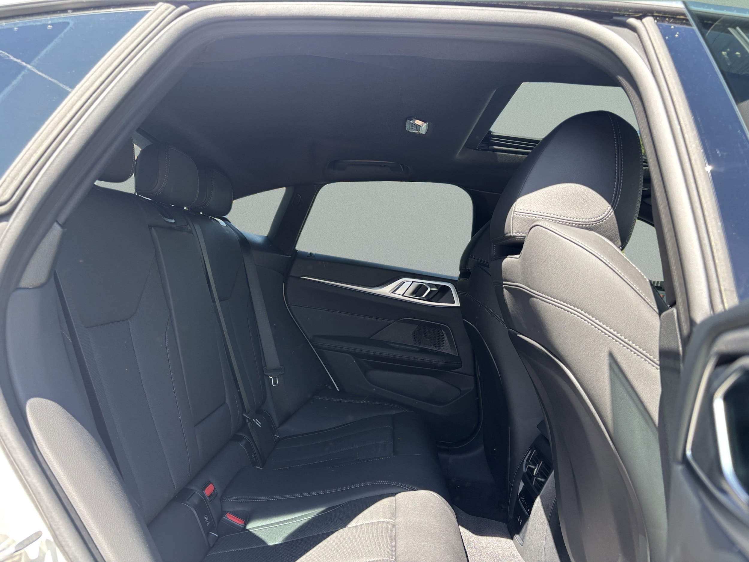 2026 BMW i4 40 - Photo 29