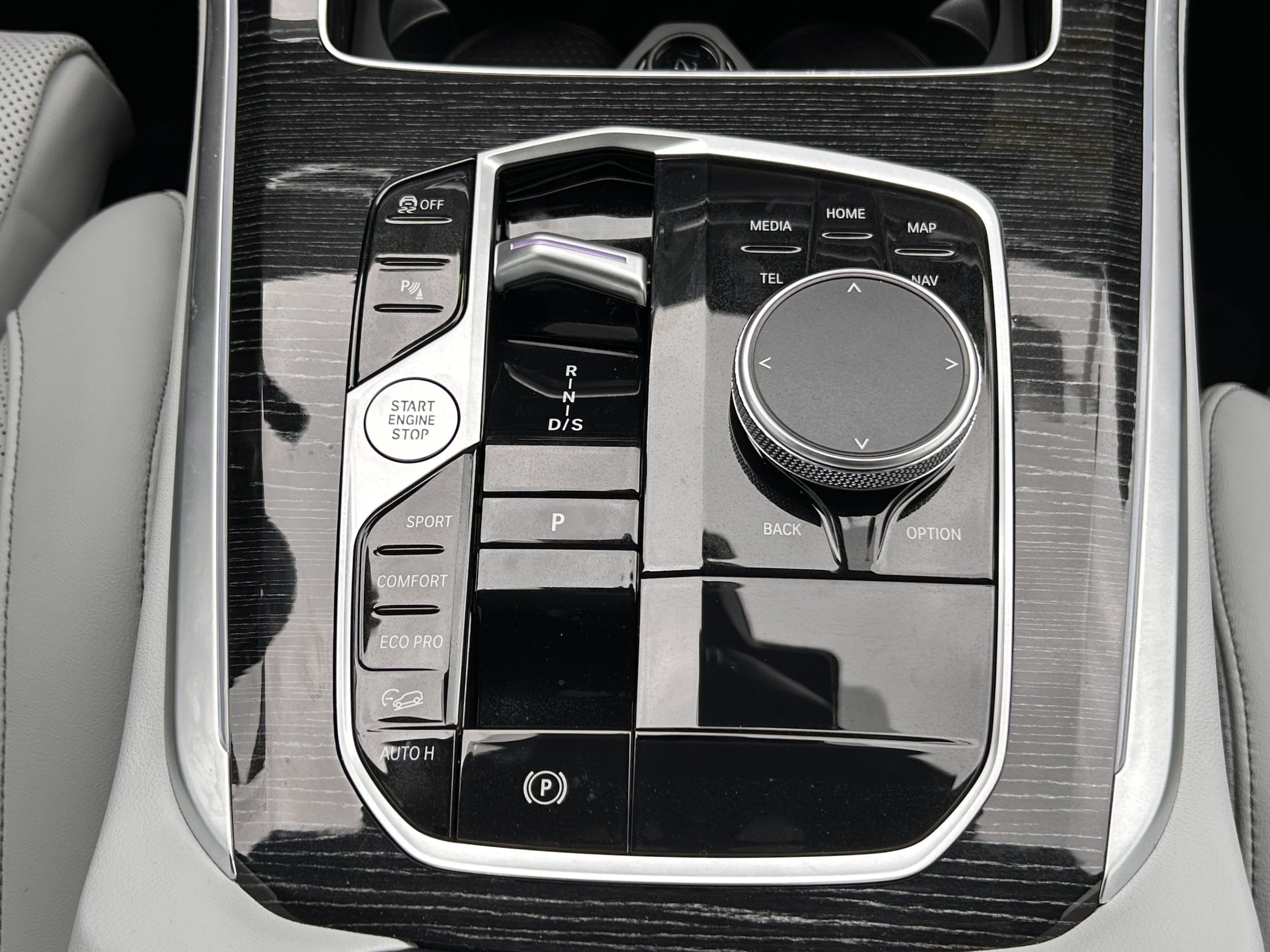 2026 BMW X5 40i - Photo 12