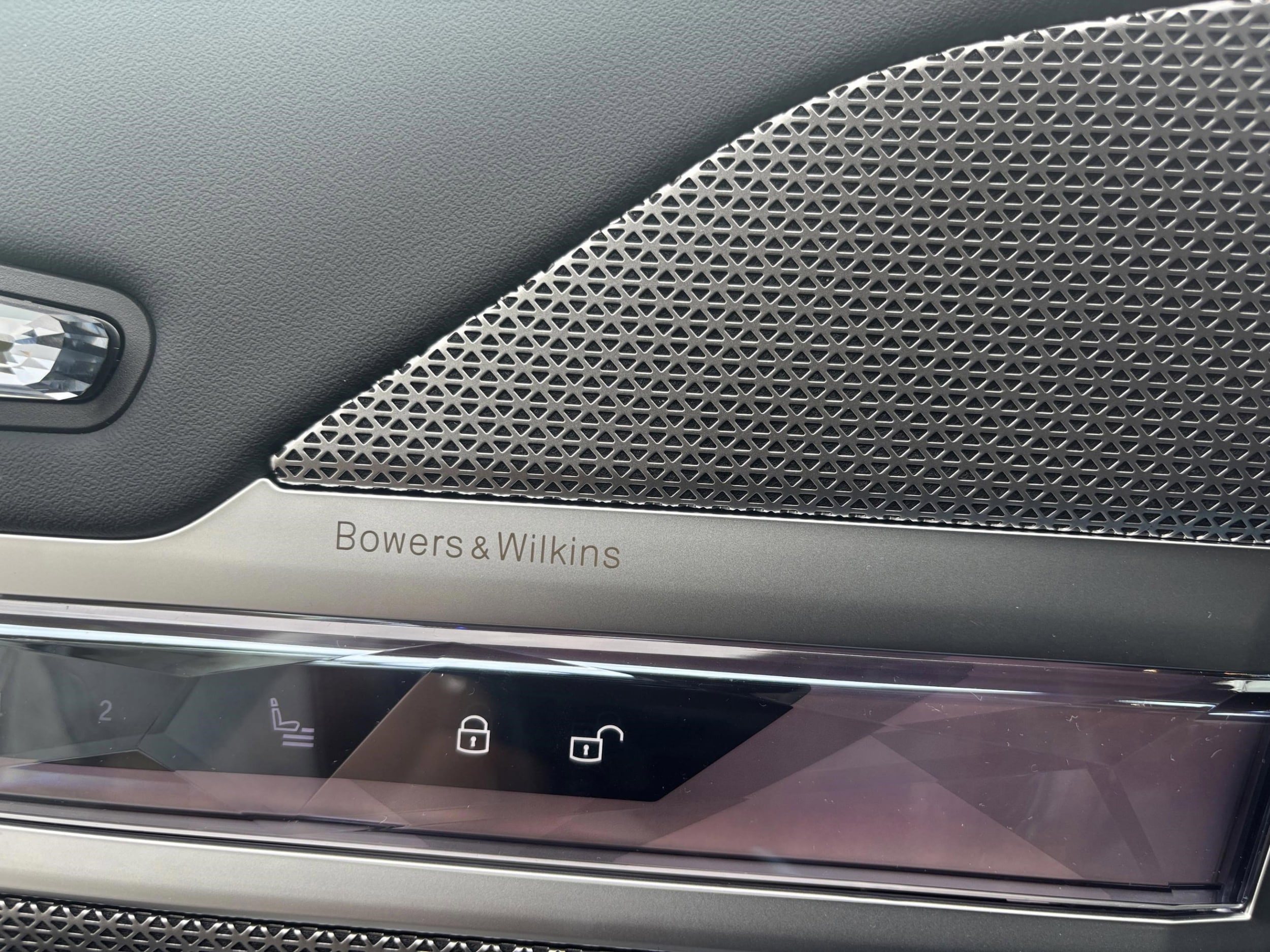 2026 BMW 7 Series 750e - Photo 22