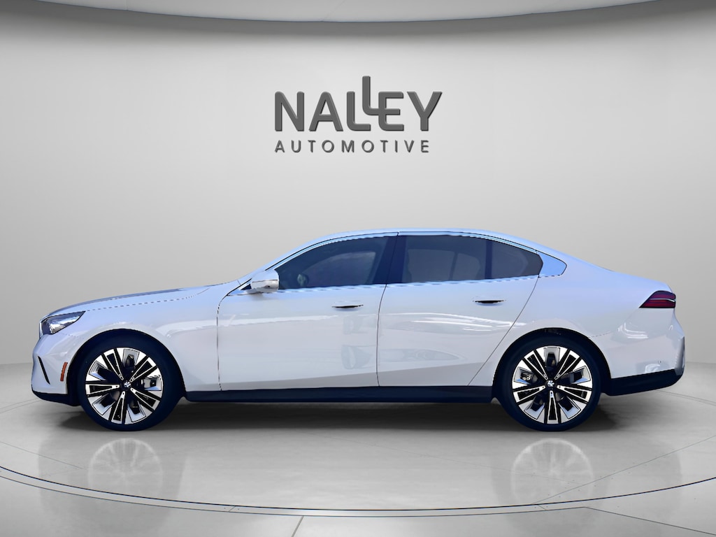 Used 2026 BMW 530i i (A8) Sedan