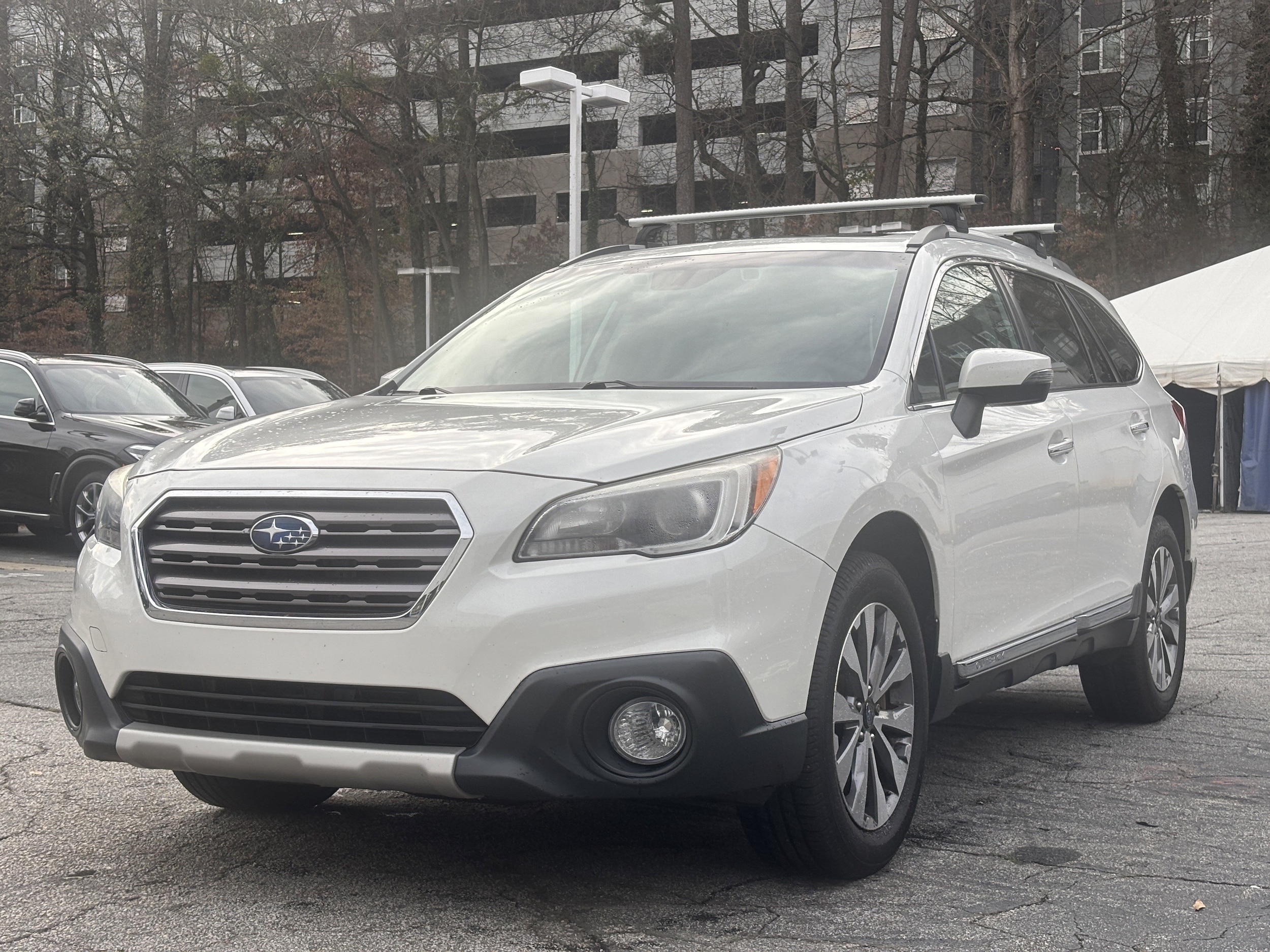 2017 Subaru Outback Touring's photo