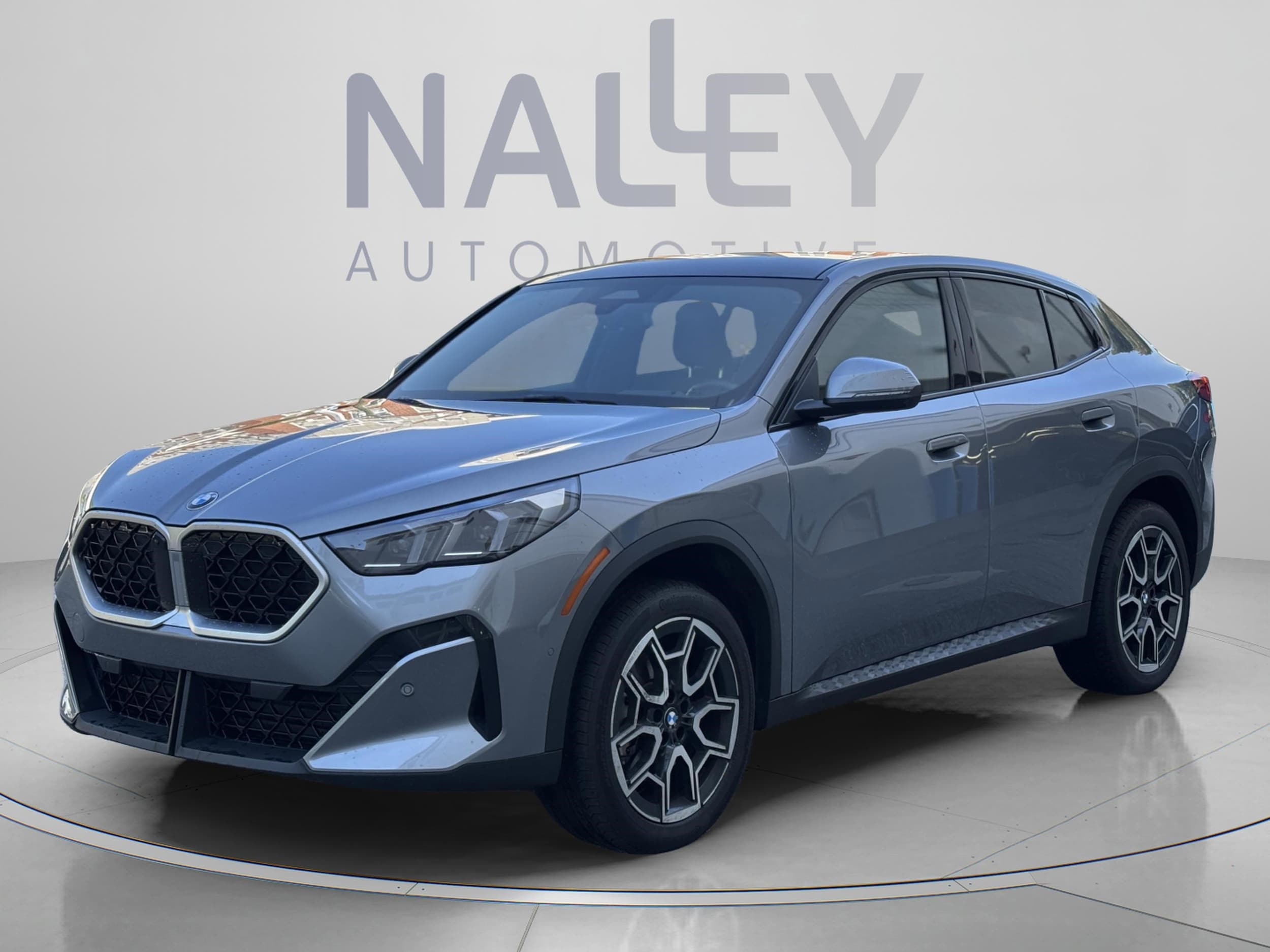 2025 BMW X2 xDrive28i's photo