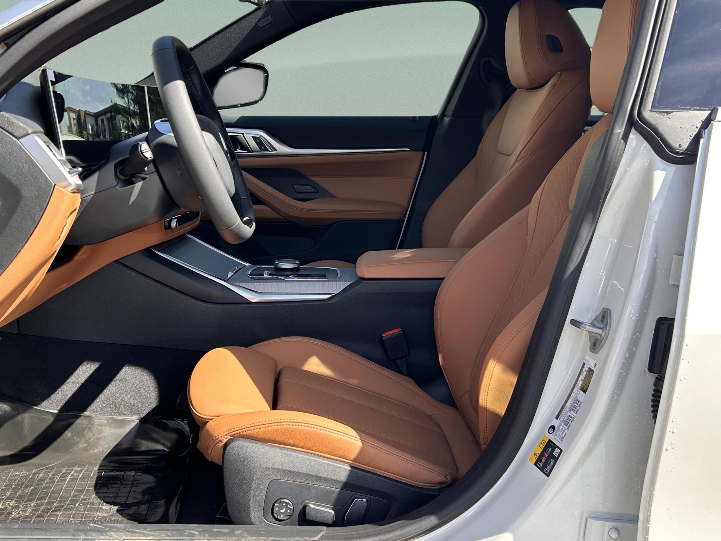 2026 BMW i4 40 - Photo 24